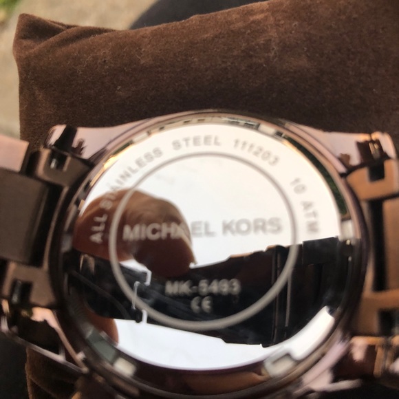 Michael Kors MK-5493 Brown Tone Crystal Accented Date Indicator Woman's Watch - Picture 4 of 5